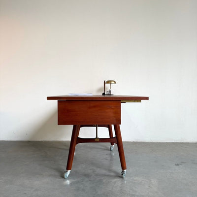 
                  
                    Vintage ruim open bureau in teak - LOUI
                  
                