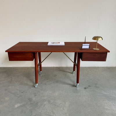 
                  
                    Vintage ruim open bureau in teak - LOUI
                  
                