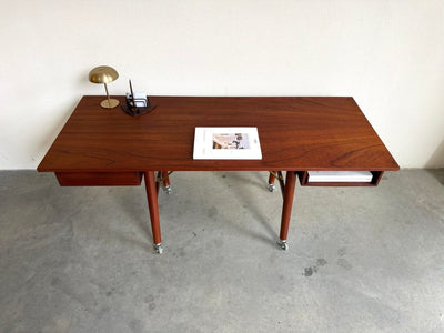 
                  
                    Vintage ruim open bureau in teak - LOUI
                  
                