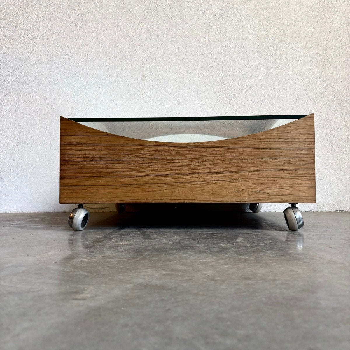 
                  
                    Vintage salontafel Bramin møbler palissander - LOUI.STORE
                  
                