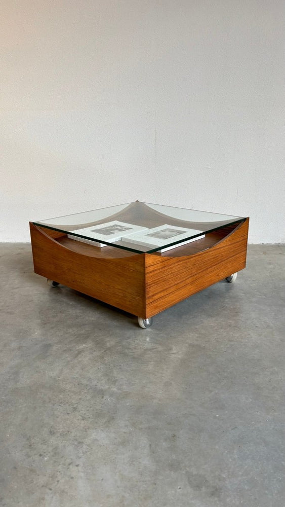 
                  
                    Vintage salontafel Bramin møbler palissander - LOUI.STORE
                  
                