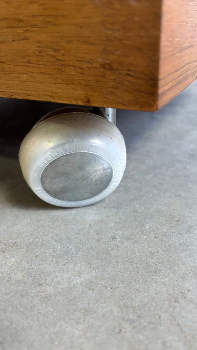 
                  
                    Vintage salontafel Bramin møbler palissander - LOUI.STORE
                  
                