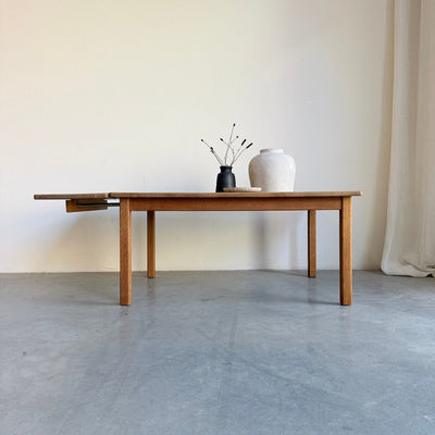 
                  
                    Vintage salontafel KP Møbler met extra blad eiken - LOUI
                  
                