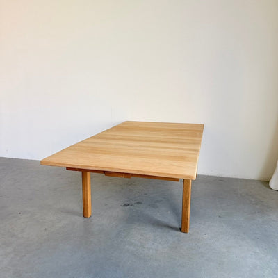 
                  
                    Vintage salontafel KP Møbler met extra blad eiken - LOUI
                  
                