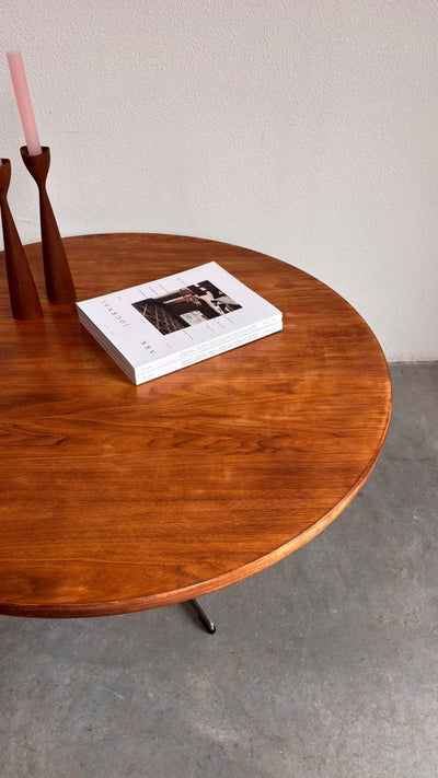 
                  
                    Vintage salontafel rond M - LOUI.STORE
                  
                