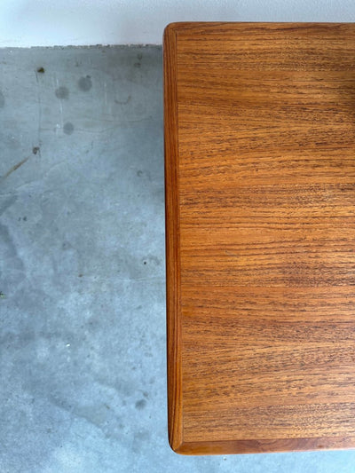 
                  
                    Vintage salontafel teak - LOUI.STORE
                  
                