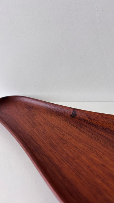 
                  
                    Vintage schaaltje teak niervormig - LOUI.STORE
                  
                