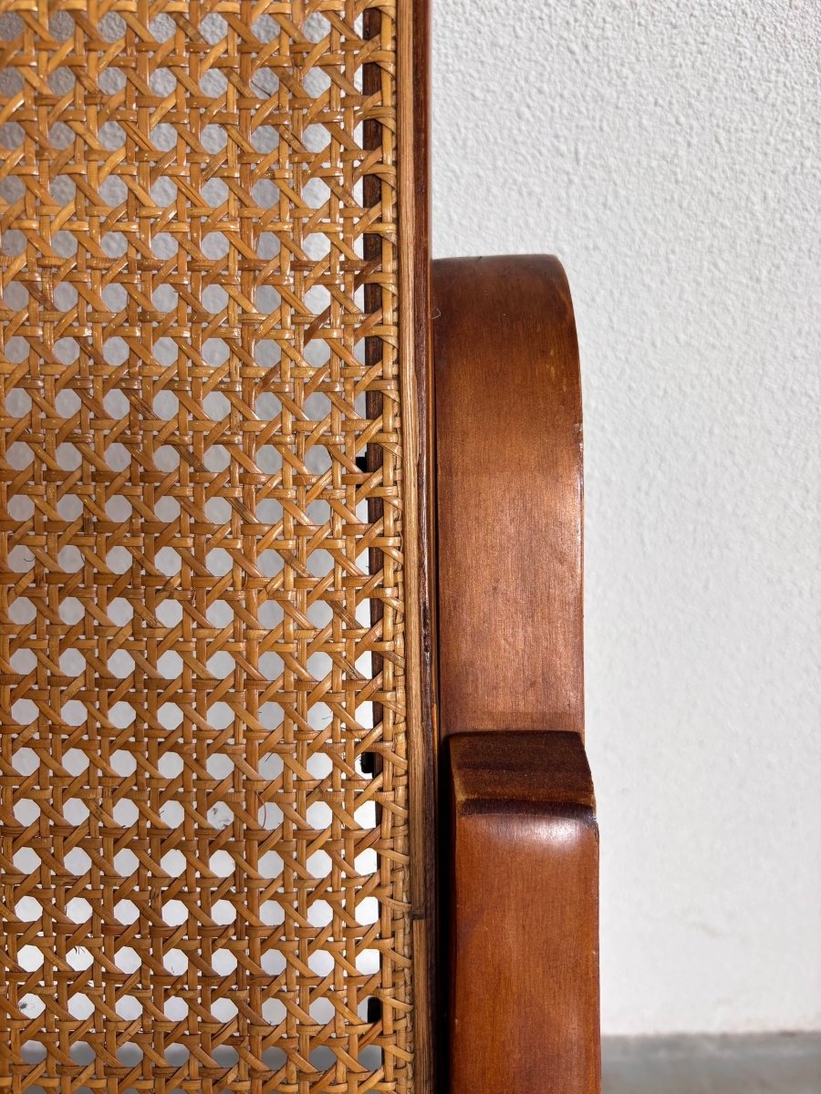 
                  
                    Vintage schommelstoel - LOUI.STORE
                  
                