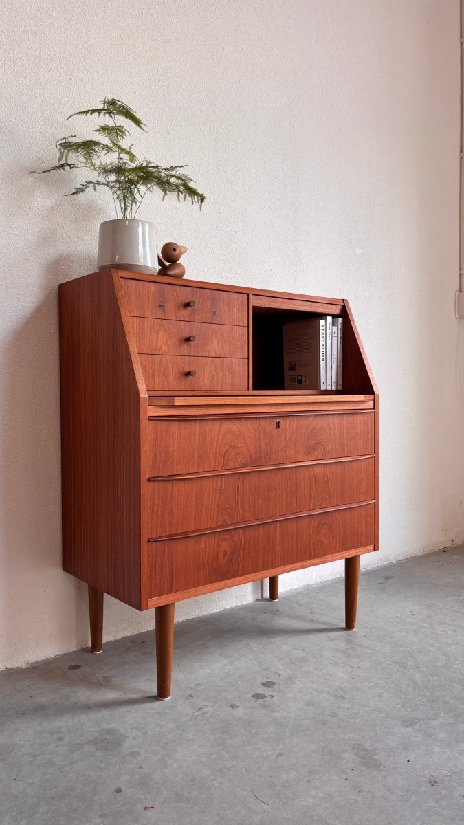 
                  
                    Vintage secretaire bureau teak - LOUI.STORE
                  
                
