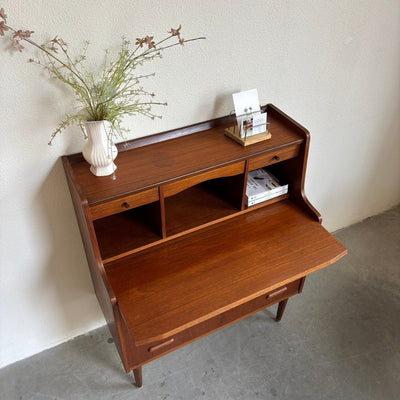 
                  
                    Vintage secretaire - bureau teak - LOUI.STORE
                  
                