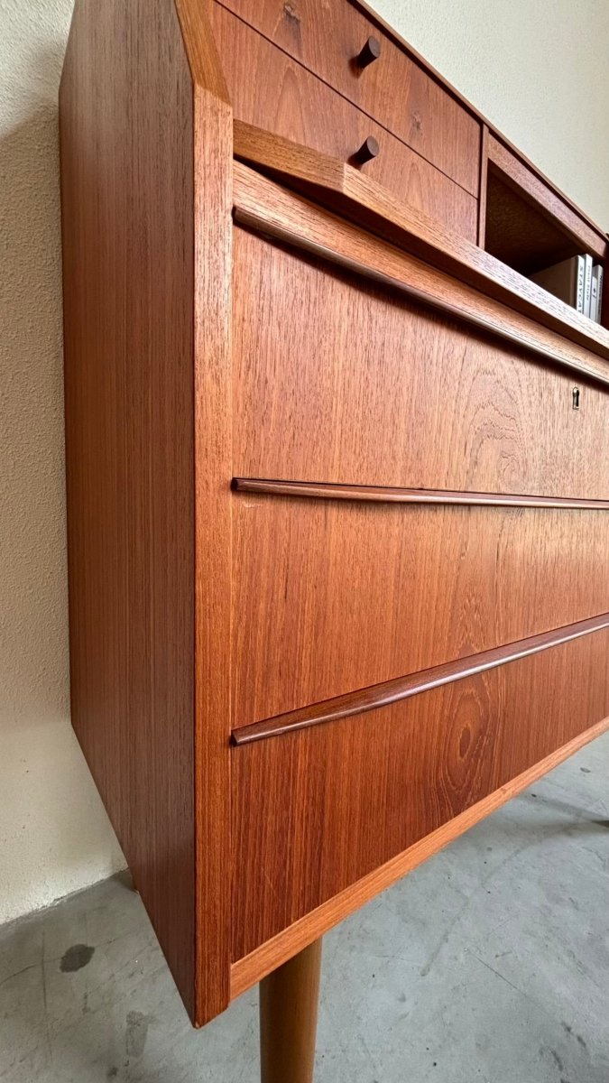 
                  
                    Vintage secretaire bureau teak - LOUI.STORE
                  
                