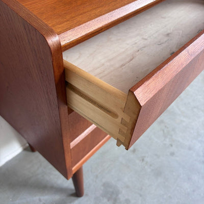 
                  
                    Vintage secretaire teak greeploos - LOUI
                  
                