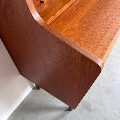 
                  
                    Vintage secretaire teak greeploos - LOUI
                  
                