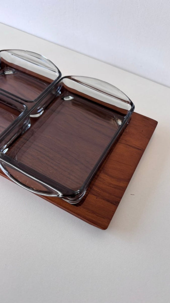 
                  
                    Vintage serveer schaaltje teak - LOUI.STORE
                  
                