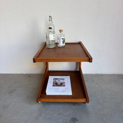 
                  
                    Vintage serveer trolley Sika Møbler teak - LOUI.STORE
                  
                