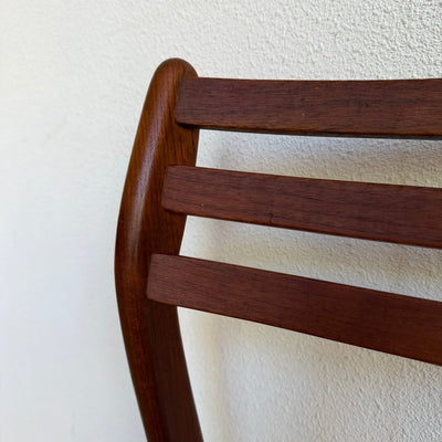 
                  
                    Vintage set 4* eetkamerstoelen P.E. Jorgensen in teak - LOUI
                  
                