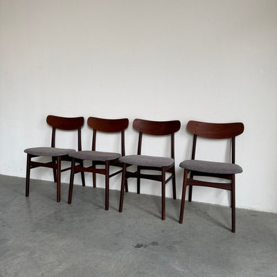 
                  
                    Vintage set 4* eetkamerstoelen teak - LOUI
                  
                