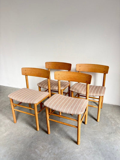 
                  
                    Vintage set 4* Farstrup stoelen model 250 - LOUI.STORE
                  
                
