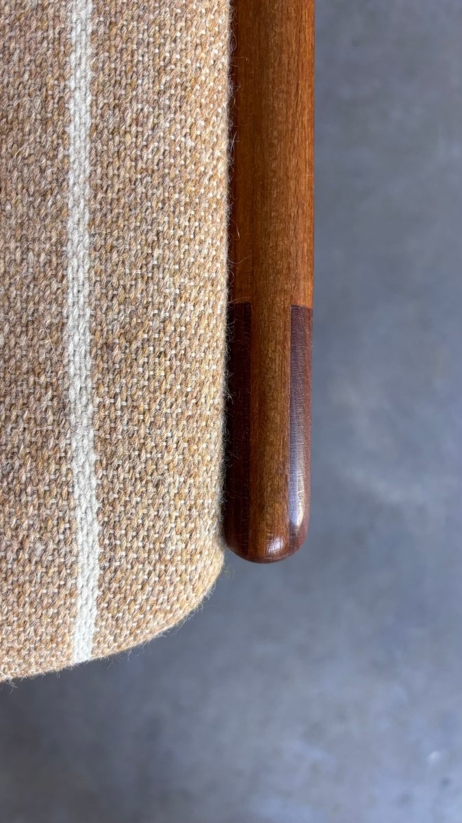 
                  
                    Vintage set 4/6 stoelen Erik Buch - LOUI.STORE
                  
                