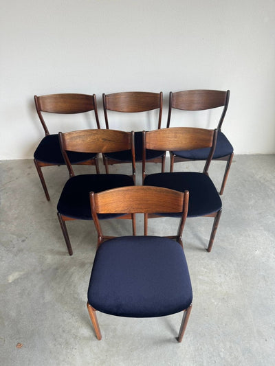 
                  
                    Vintage set 6* stoelen P.E Jorgensen voor Farsø - LOUI.STORE
                  
                