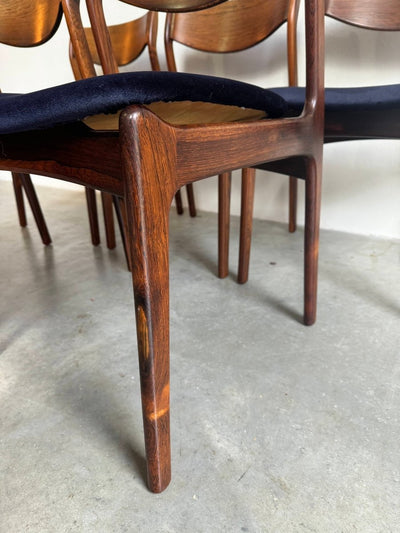 
                  
                    Vintage set 6* stoelen P.E Jorgensen voor Farsø - LOUI.STORE
                  
                