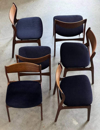
                  
                    Vintage set 6* stoelen P.E Jorgensen voor Farsø - LOUI.STORE
                  
                