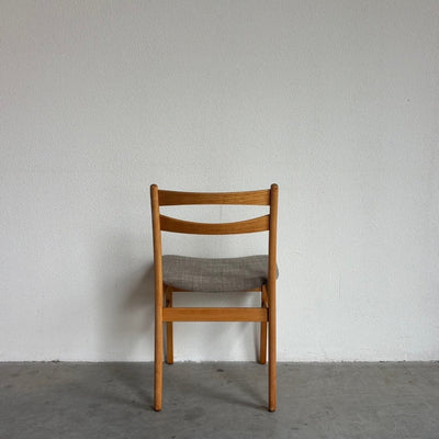 
                  
                    Vintage set stoelen eiken - beuk - LOUI.STORE
                  
                