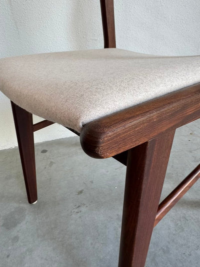 
                  
                    Vintage set stoelen Mogens Hansen (4) - LOUI.STORE
                  
                