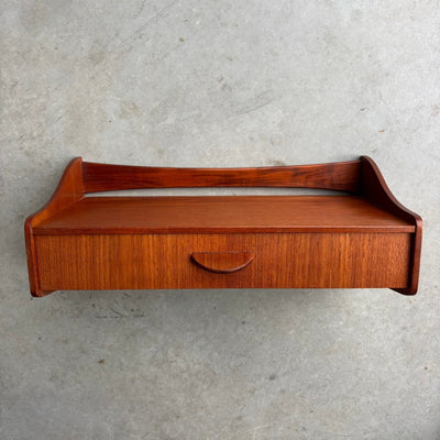 
                  
                    Vintage set wandkastjes frame boven teak - LOUI.STORE
                  
                