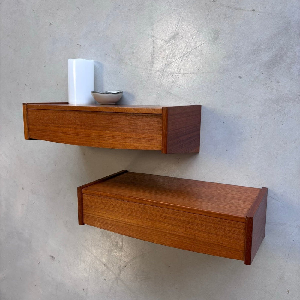 Vintage set wandkastjes teak - LOUI.STORE