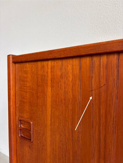 
                  
                    Vintage sideboard 2 schuifdeuren - LOUI.STORE
                  
                