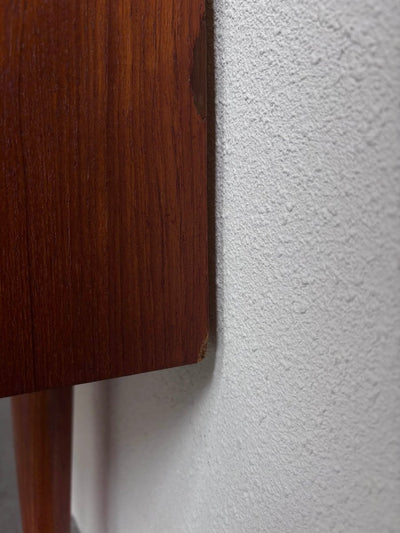 
                  
                    Vintage sideboard 3 schuifdeuren teak - LOUI.STORE
                  
                