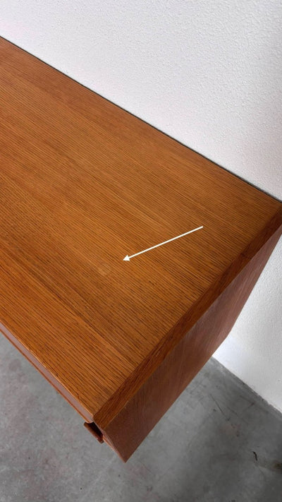 
                  
                    Vintage sideboard Domino eiken - LOUI.STORE
                  
                