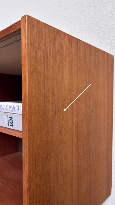 
                  
                    Vintage sideboard Domino eiken - LOUI.STORE
                  
                