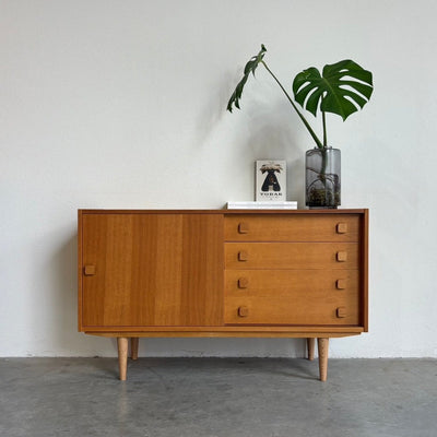 Vintage sideboard Domino eiken met lades - LOUI.STORE