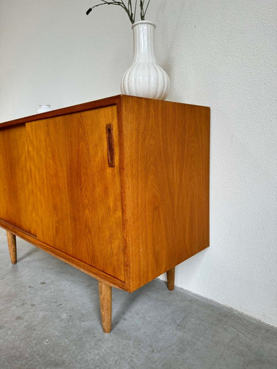 
                  
                    Vintage sideboard eiken - LOUI.STORE
                  
                