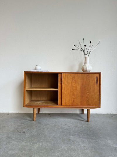 
                  
                    Vintage sideboard eiken - LOUI.STORE
                  
                
