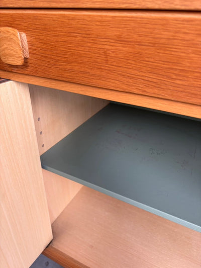 
                  
                    Vintage sideboard eiken Ulferts - LOUI.STORE
                  
                