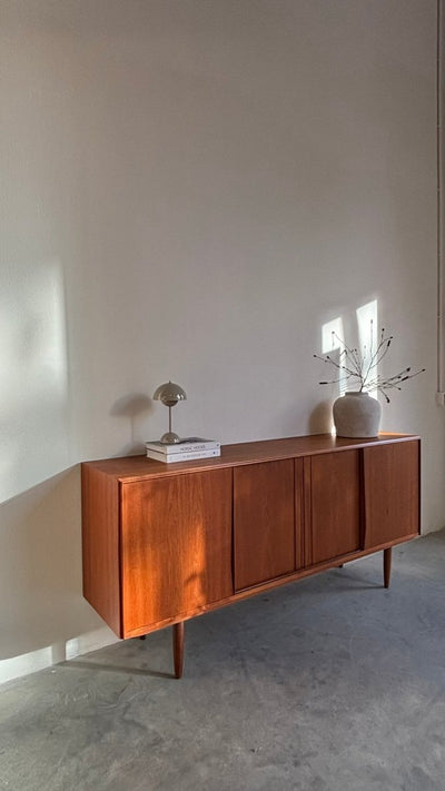 
                  
                    Vintage sideboard E.W. Bach teak - LOUI.STORE
                  
                