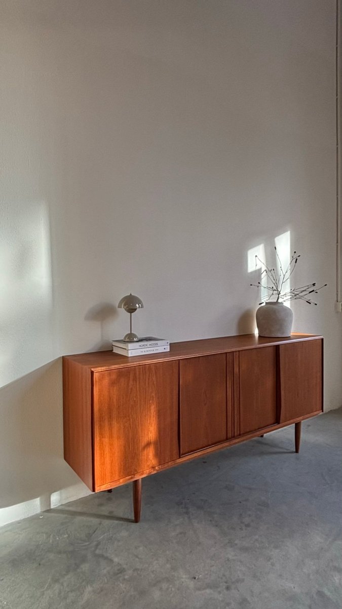 
                  
                    Vintage sideboard E.W. Bach teak - LOUI.STORE
                  
                