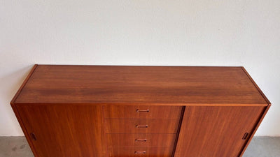 
                  
                    Vintage sideboard in teak lades - LOUI.STORE
                  
                