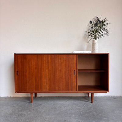
                  
                    Vintage sideboard in teak lades - LOUI.STORE
                  
                