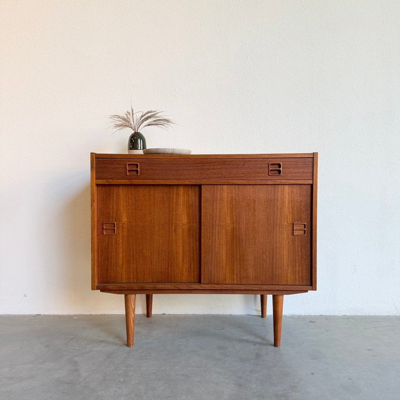 Vintage sideboard in teak met lades en schuifdeurtjes - LOUI