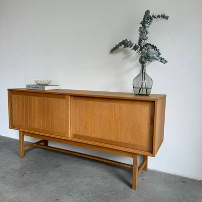 
                  
                    Vintage sideboard Kurt Østervig eiken - LOUI.STORE
                  
                