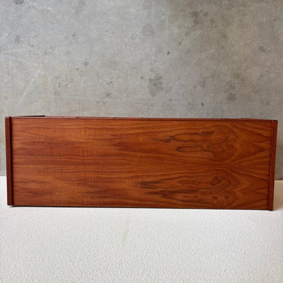 
                  
                    Vintage sideboard - ladekastje 4* op plint - LOUI.STORE
                  
                