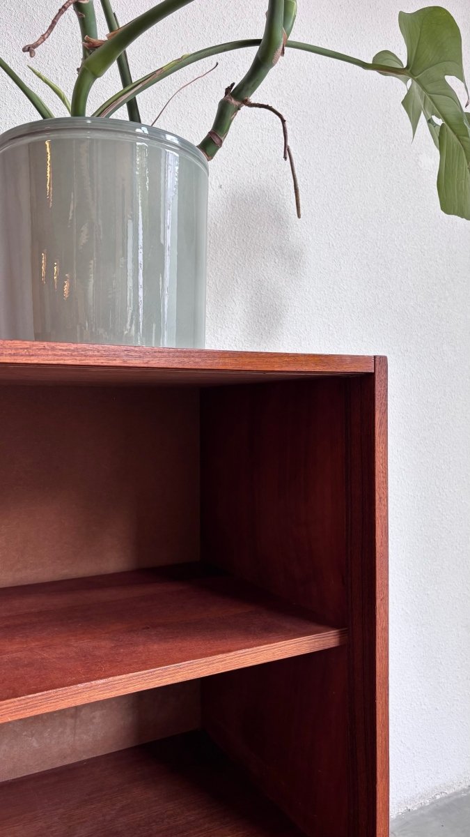 
                  
                    Vintage sideboard - lowboard teak - LOUI.STORE
                  
                
