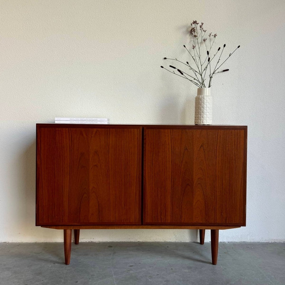 Vintage sideboard Omann Jun teak - LOUI.STORE