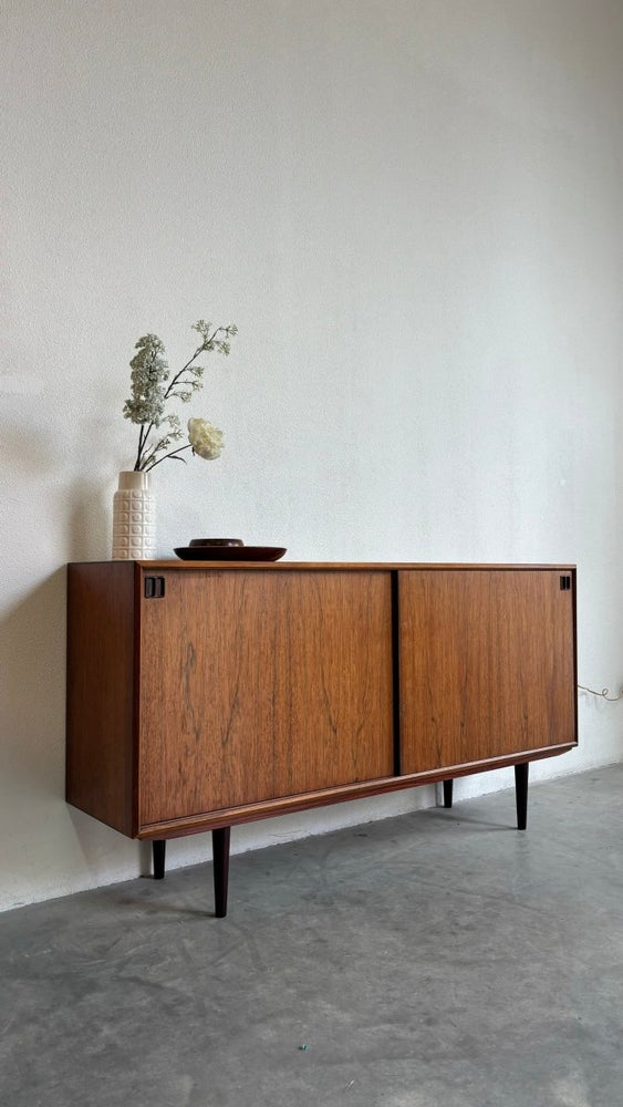 
                  
                    Vintage sideboard palissander met bar - LOUI.STORE
                  
                