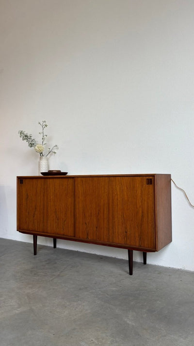 
                  
                    Vintage sideboard palissander met bar - LOUI.STORE
                  
                
