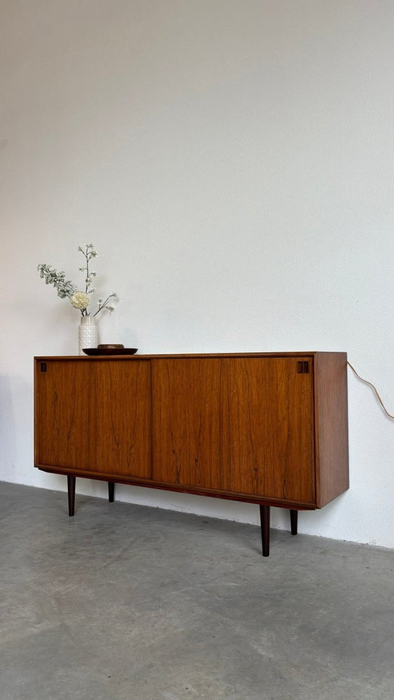 
                  
                    Vintage sideboard palissander met bar - LOUI.STORE
                  
                